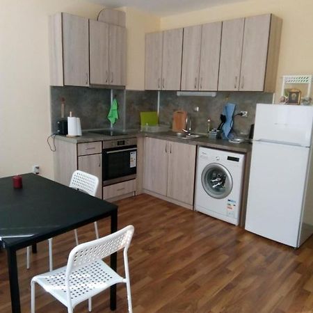 Cozy Apartament Naydenov Appartement Burgas Stad Buitenkant foto